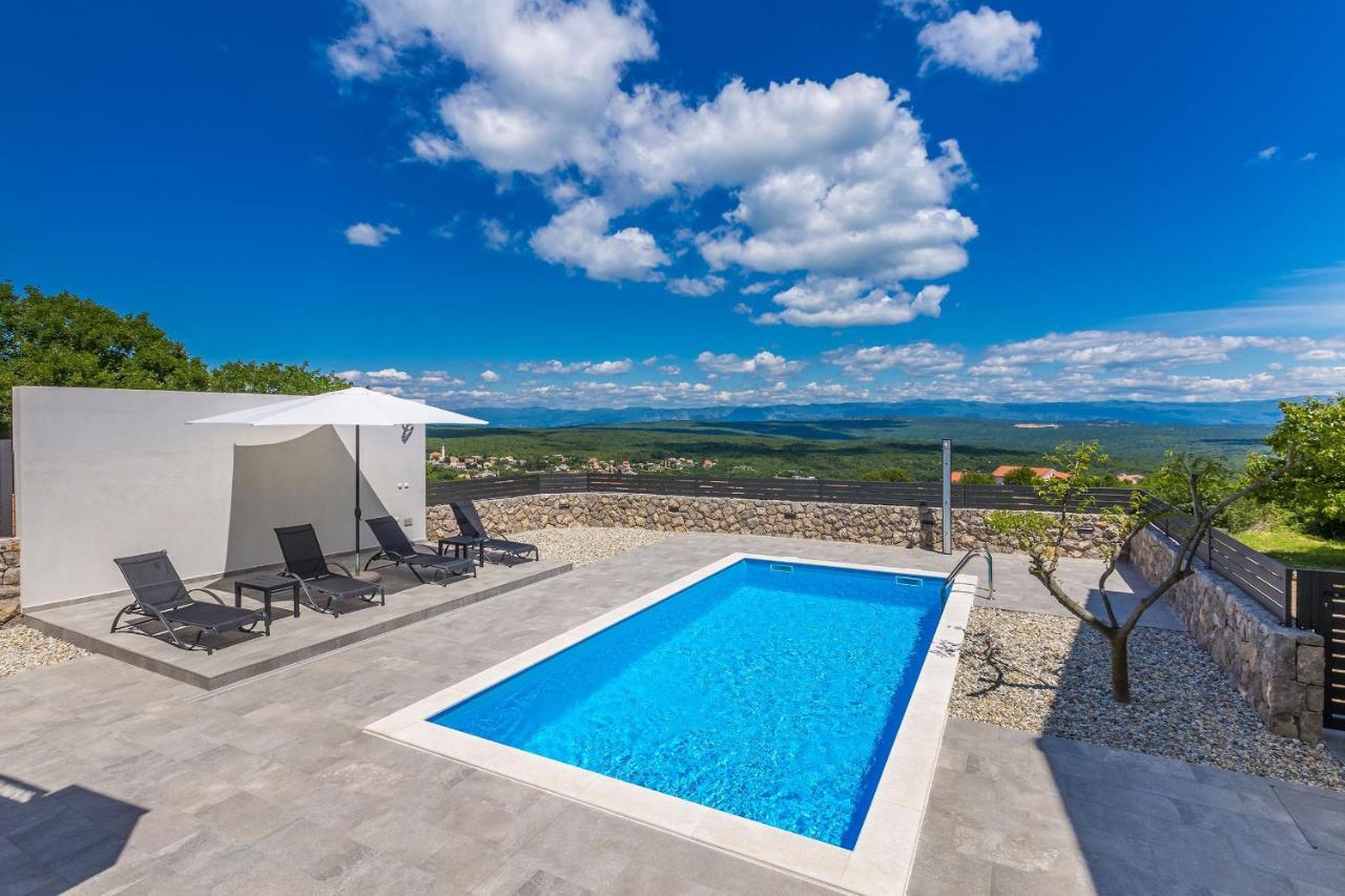 Holiday House San Michele Vrh  ภายนอก รูปภาพ