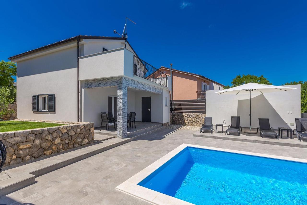Holiday House San Michele Vrh  ภายนอก รูปภาพ